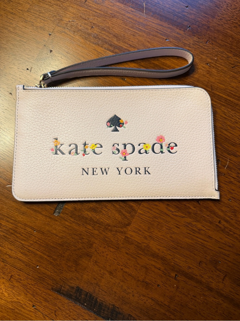 Kate Spade NWOT White Floral 2 Pocket Pouch Clutch Wallet Wristlet 8”*4 3/4” - Picture 1 of 12